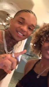 Dashonna Johnson's Instagram, Twitter & Facebook