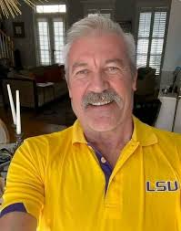 Sweetheart I wish to meet you in person if l should come over will you  welcome me 🌹🌹🌹