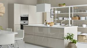 Product details ringhult kitchen door has clean, straight lines and a glossy surface which is durable and easy to keep clean. Voxtorp High Gloss White Kitchen Ikea Ireland