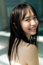 hiroe igeta selebritas mode wanita wanita