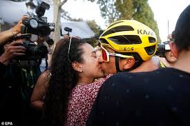 Egan bernal is a columbian professional cyclist and a famous personality who currently rides for uci worldteam team ineos. Tour De France Egan Bernal Is Youngest Winner Since 1909 And Brailsford Says He Can Now Dominate Daily Mail Online