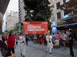 Queen street mall bölgesinde bulundunuz mu? Christmas Parade 2012 Queen Street Mall Live In Bne