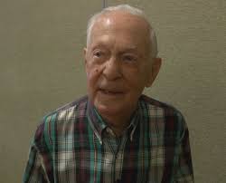 Clinton broadcasting legend Hank Dihlmann honored