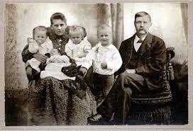 Genealogy Heirlooms: Gallup Family Portrait