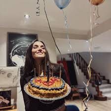 American adult veteran Derrick Pierce gave a surprise birthday celebration  to Turkish actress HANDE ERCEL. turkishactress handeercel