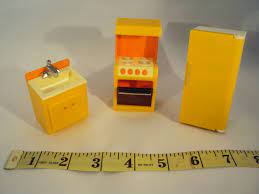 Fisher Price Doll House Furniture 1977 Kitchen Appliances Etsy Fisher Price Doll House Doll House Dollhouse Furniture