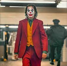 Pin By Douglas Batista On Worlds Of Dc The Cinematic Universe Joker Pics Joker Film Joaquin Phoenix