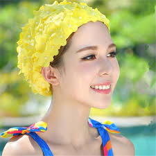 2019 Korean 3d Petals Pearl Women Bathing Cap Female High Elastic Free Size Hats Solid Ear Protection Swimming Cap 62789 From Comen 34 52