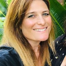 Francine Stern's Instagram, Twitter & Facebook