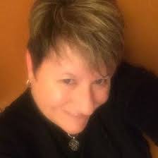 Mary Deblois's Instagram, Twitter & Facebook