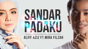 Aliff aziz & mira filzah sandar padaku ost meh sandar pada aku (lyric video)composed by panji lyrics by panji & mar mohameddengarkan sandar padaku di. Sandar Padaku Aliff Aziz Ft Mira Filzah Lirik Youtube
