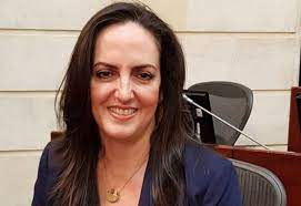 El reclamo de maría fernanda cabal a iván cepeda, gustavo bolívar y roy barreras: Las Carencias De Maria Fernanda El Mundo