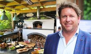 6 tbsp light golden caster sugar. James Martin Saturday Kitchen Hosts Home In Pictures Express Co Uk
