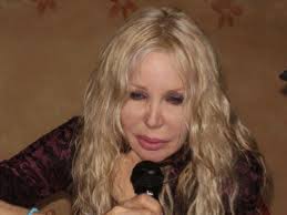 Le risposte per i cruciverba che iniziano con le lettere i, iv. Rifatta A 16 Anni L Evoluzione Di Ivana Spagna Libero Quotidiano