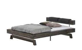 Massivholz lädt sich weniger stark elektrostatisch auf als andere oberflächen. Massivholzbetten 200x200 Kaufen Online Bei Hoffner