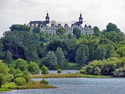 Panoramio Photo Of Blick Uber Den Trammer See Zum Ploner Schloss Die Schonsten Orte Deutschlands Architektur Der Renaissance Schlosser Deutschland