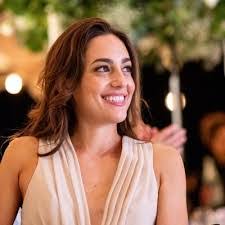 Elsie Fink's Instagram, Twitter & Facebook