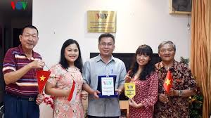 The cheapest way to get from vietnam to indonesia costs only rp2474451, and the quickest way takes just 3¾ hours. Vietnam Indonesia Friendship Continuing History Building The Future