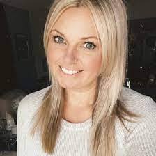 Michelle Brookman's Instagram, Twitter & Facebook