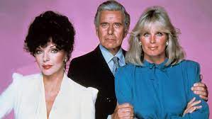 Jetzt wurde sie von prinz charles in den adelsstand erhoben. 85 Und Immer Noch Bissig Joan Collins Das Denver Biest N Tv De