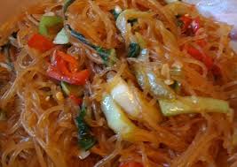 Tambahkan kecap, garam, kaldu bubuk aduk rata sambil cek rasa. Resep Gampang Bihun Goreng Sederhana Enak Aneka Resep Nusantara