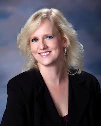 Marlene Groves, Agent