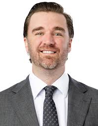 Andrew Rutledge's Instagram, Twitter & Facebook