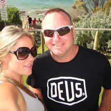 Can you remove the hatch easily to clean it?