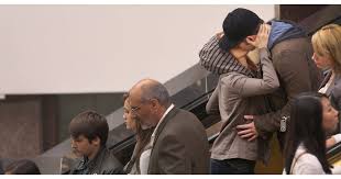 The sword and the brocade episode 2. Scarlett Johansson Kissing Chris Evans In Captain America 2 Popsugar Entertainment