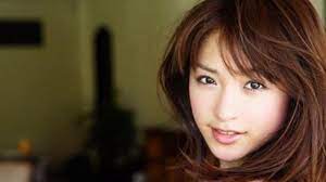 Rio natsume gadis jepang imut berusia 32 tahun ini kelihatan seperti gadis biasa pada umumnya. Beginilah Nasib 10 Bintang Film Gede Jepang Setelah Pensiun No 9 Paling Mengharukan Kabar Viral Terbaru