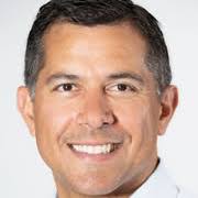 Edward Estrada's Instagram, Twitter & Facebook