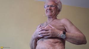 Tattooed granny exposes her big clit for your pleasure | Any Porn