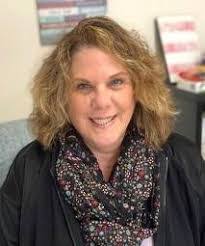 Paula Mcfarlane's Instagram, Twitter & Facebook