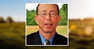 Kathy Newswander's Instagram, Twitter & Facebook