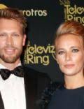 Daarvóór hebben ze 6 jaar een relatie met elkaar gehad. Who Is Jennifer Hoffman Dating Jennifer Hoffman Boyfriend Husband