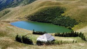 Top 10 Cele Mai Frumoase Locuri Din Romania Lacuri Peisaje Pitorești Turism