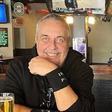 Lloyd Sutherland (@Dribdom)