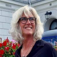 100+ "Martina Wall" profiles