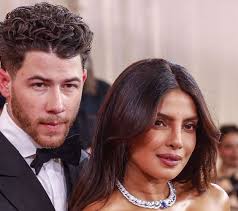 Ground Control to Major Tom: Dunkin' Donuts Has a Space-Inspired Cotton  Candy Drink