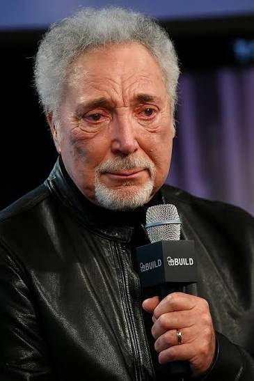 Tom Jones names his most scandalous mistresses at 85