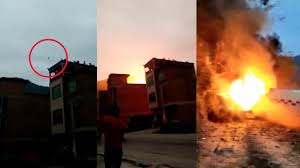 Fears are growing the chinese rocket could crash into an inhabited area. Incredible Footage Of Chinese Rocket Debris Crashing To Earth In Fireball Narrowly Missing Houses World News Mirror Online