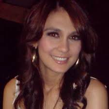 Luna Maya Wajib Basah-basahan Sebelum Tidur