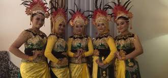Secara umum, pola lantai berupa garis lurus atau garis lengkung. Latihan Soal Seni Tari Arts Quizizz
