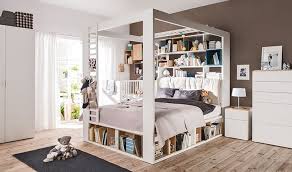 «une tête de lit très jolie, elle n'est pas compliquée à monter, elle habille bien l'espace et est très facile à entretenir. Lit A Baldaquin Original Avec Bibliotheque Et Rangements 160 X 200 Cm