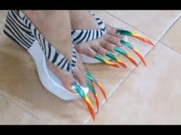 Ver más ideas sobre pies bonitos, pies, pies de mujer. Pies Con Las Unas Mas Largas Youtube