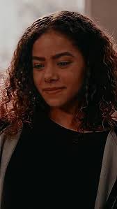 7 Ginny and Georgia ideas to save today