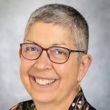 Kim Sias's Instagram, Twitter & Facebook