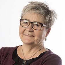 Karin Pedersen (@Karintrine)