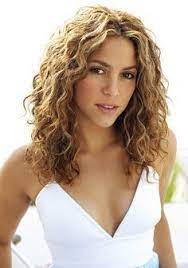 Think fuller, blunt styles with no read our round up of curly hairstyles for for more inspiration on working a big and bouncy 'do for. 1000 Ideas About Medium Curly On Pinterest Curly Hair Curly Hair Styles Medium Curly Hair Styles Medium Length Curly Hair