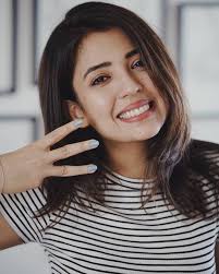 But did you know, she played the younger version of kareena kapoor khan in 2002 film mujhse dosti karoge? Barkha Singh Ladies Let S Support Each Other This Women S Day That S Right This Women S Day I Want To Be A Symbol Of Hope For All The Girls Who Are